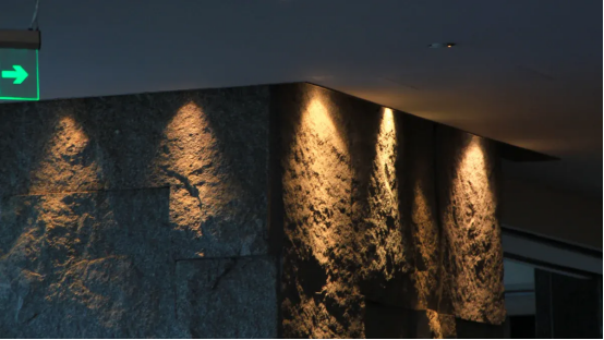 Selezione di wallwasher flessibili per esterni, anti-UV e resistenti agli agenti atmosferici