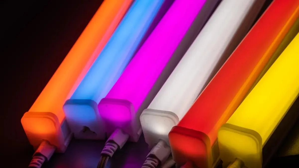 Arresta la caduta di tensione nella tua lampada flessibile a LED ultra lunga con queste soluzioni