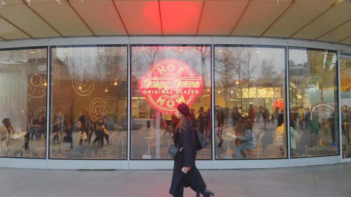 Insegne al neon flessibili a LED personalizzate per vetrine commerciali e branding